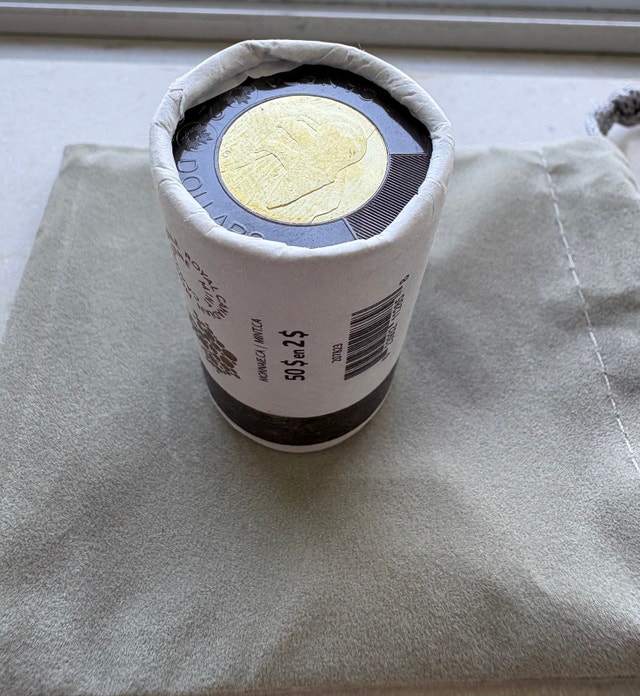 2022 Canada 2$ Honouring Queen Elizabeth Mint Roll - photo 3