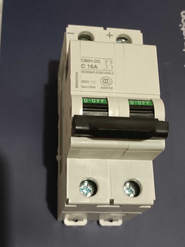 Surge Protector & DC Switch for Solar/DC Systems - photo 5