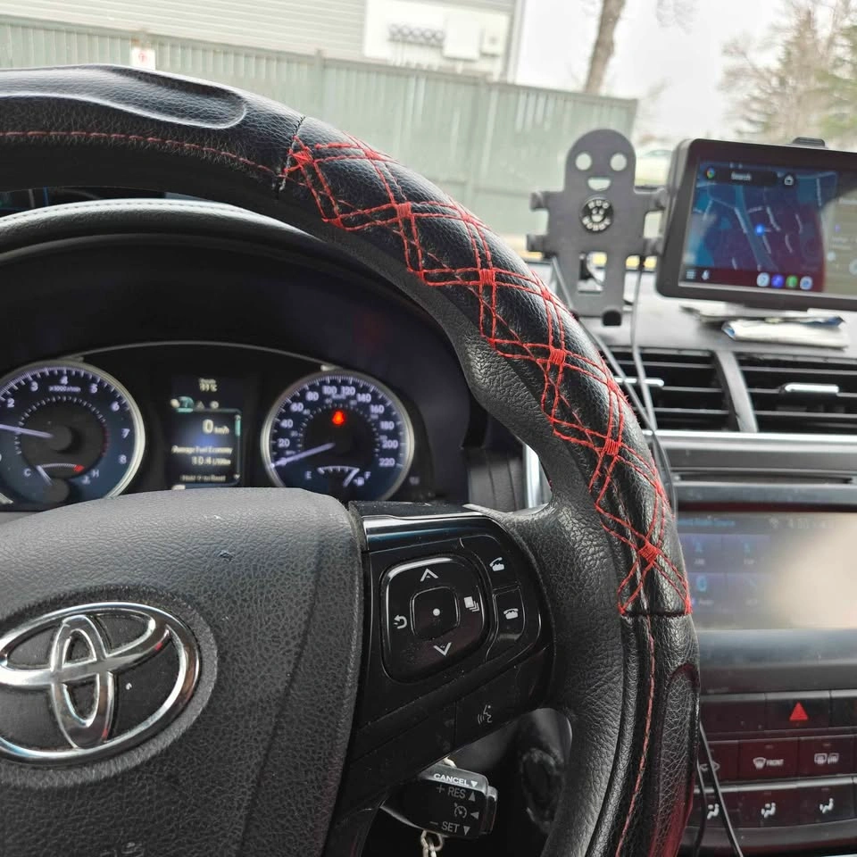 2017 Toyota Camry LE - photo 4