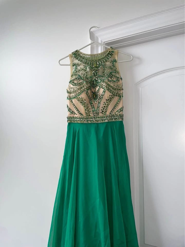Prom Dress - Negotiable OR OBO