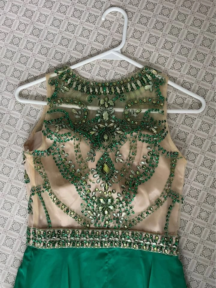 Prom Dress - Negotiable OR OBO - photo 3