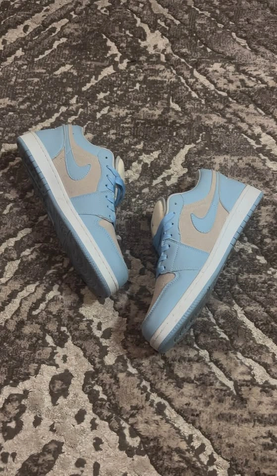 Jordan 1 Lows - photo 2