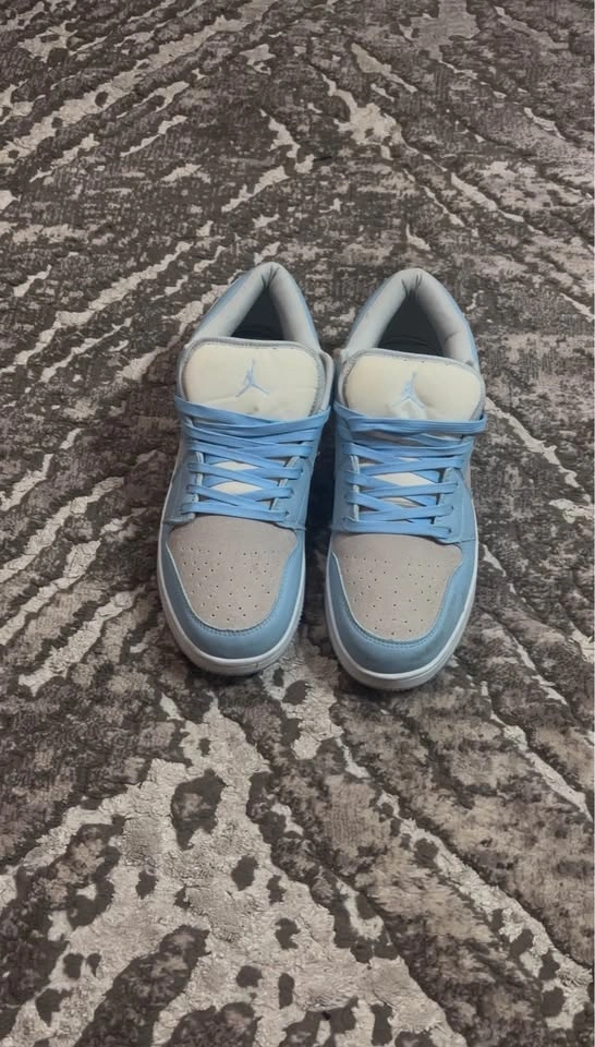 Jordan 1 Lows - photo 3