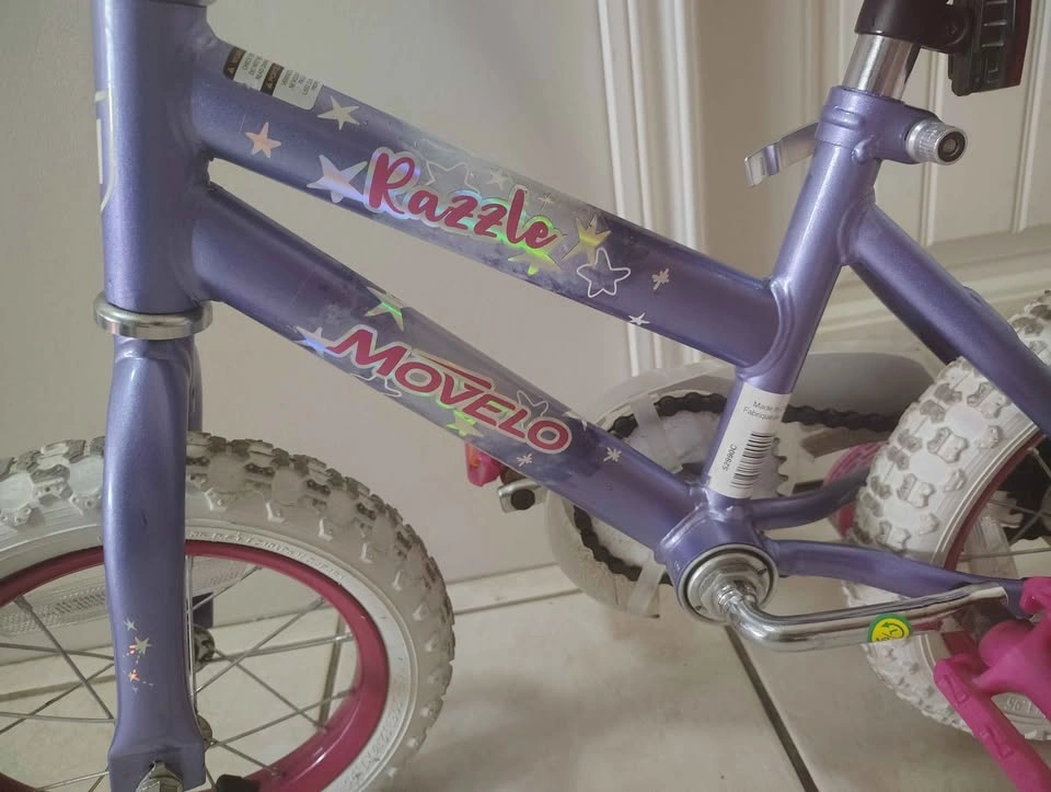 Kids Bike 12" Great Condition Fits Height 94-107 cm - photo 2