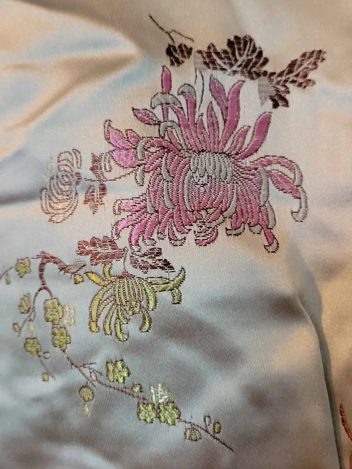 Traditional Chinese Cheongsam/Qipao Floral Blouse - Size 40 - photo 3