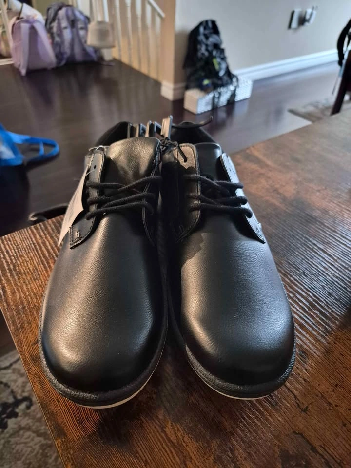 Brand New Men's Black Sneakers Size 9 - photo 3