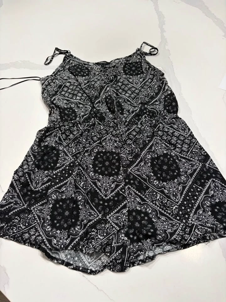 Dresses and Rompers - $20 Each - photo 2