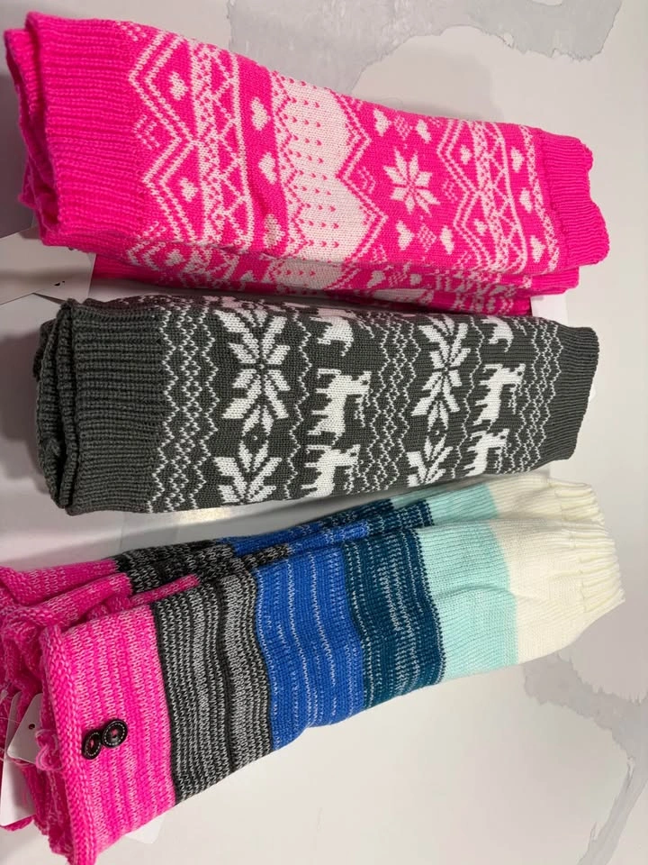 Hats and scarves - photo 3