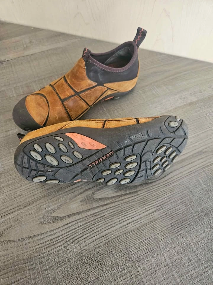 Merrell size 5 ladies shoes - photo 2