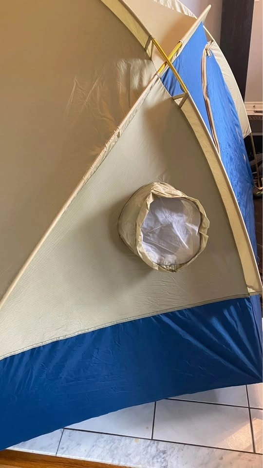Tent Approx 8’x8’ hexagonal base - 30$ OBO - photo 5
