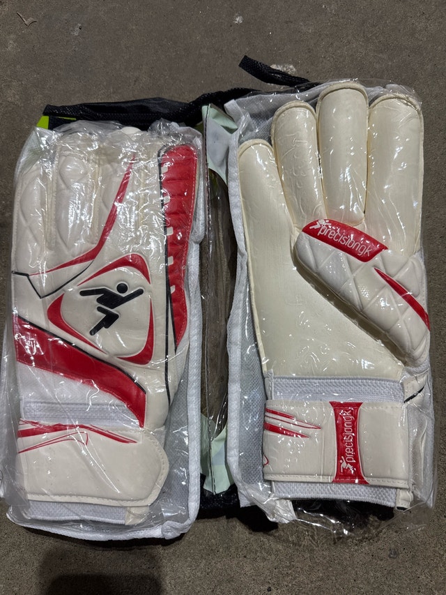 Precision GK Gloves Size 9