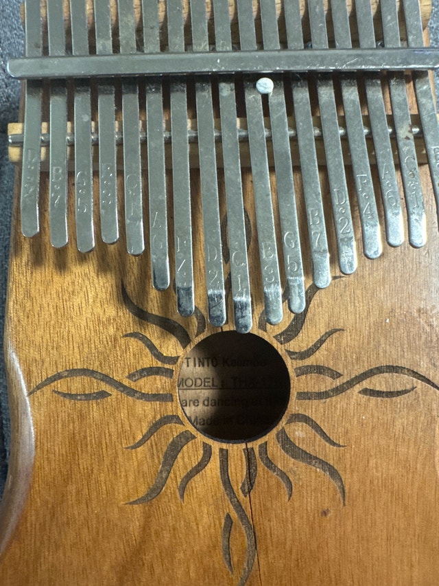 Tinto Kalimba THX-17