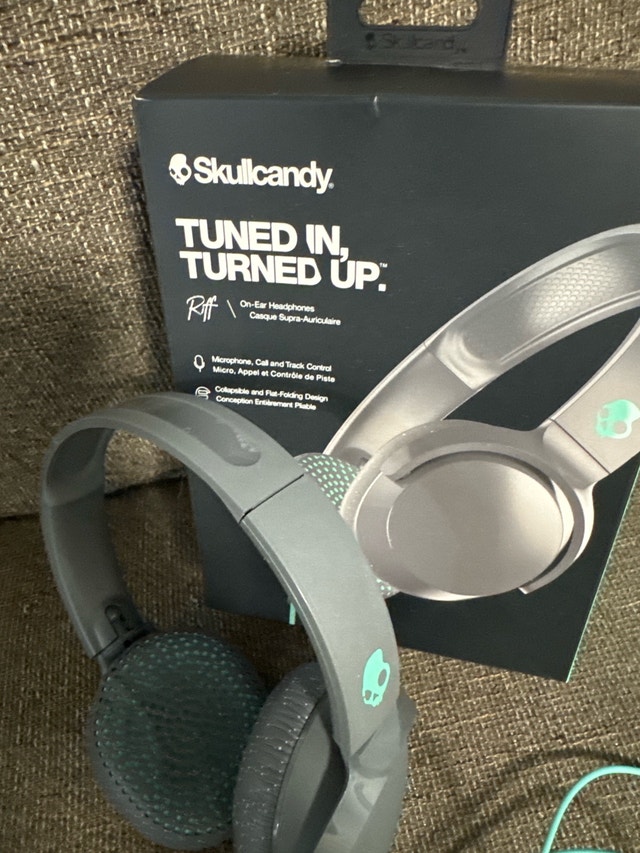 Skullcandy Riff Headphones - photo 2