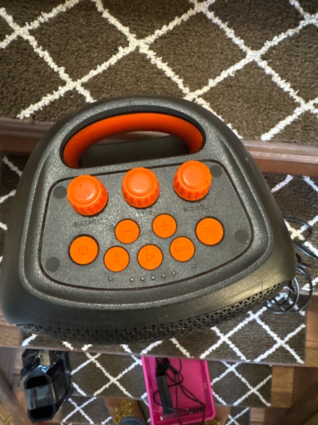iQ Portable Speaker - photo 2