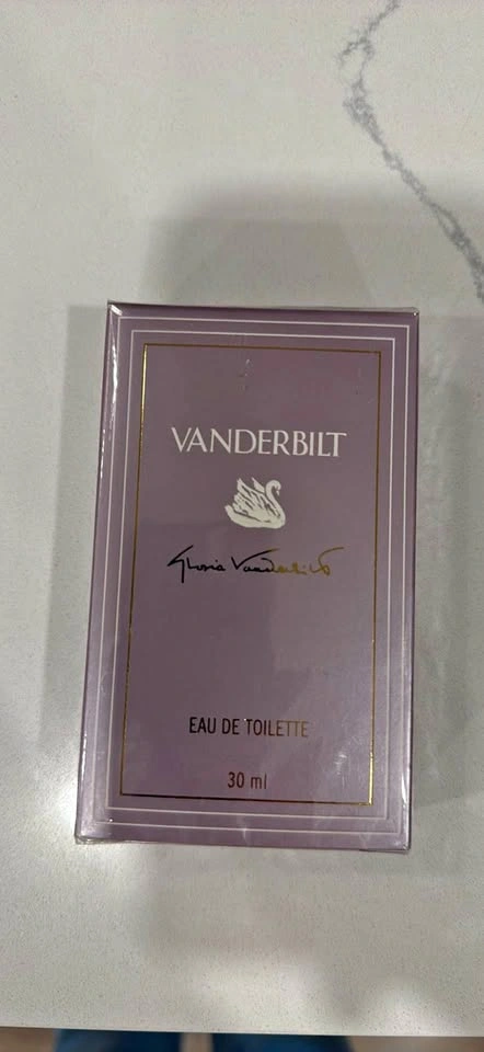 Vanderbilt Perfume 30ml