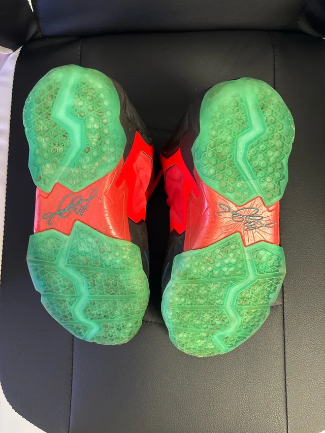 Nike Lebron XI Elite Hero Series Size 6Y image indicator(4)