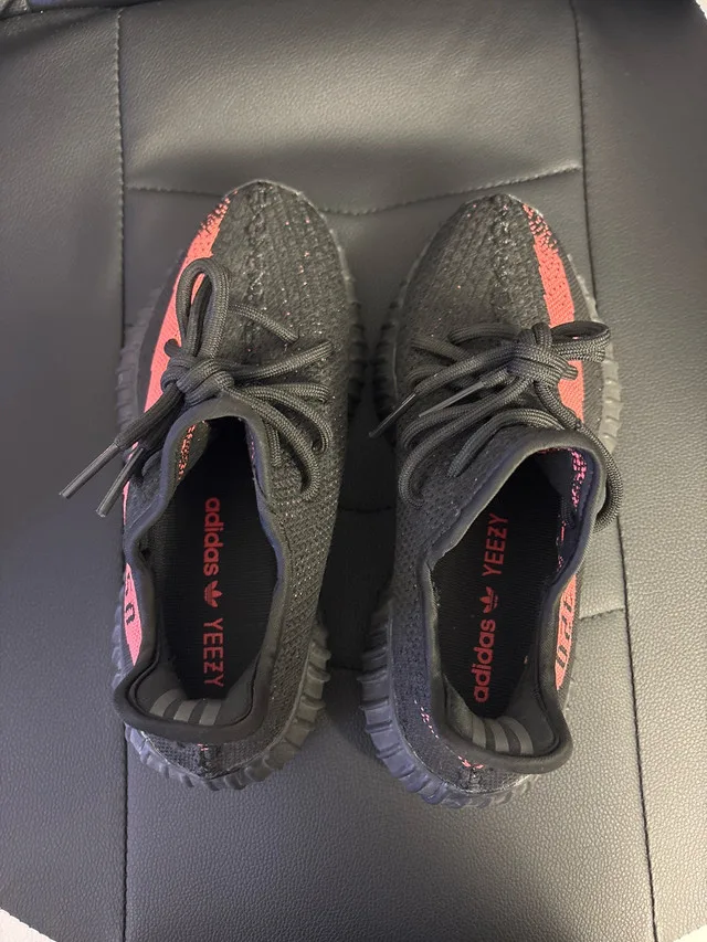 Adidas Yeezy Boost 350 V2 “Bred” (Black/Red) image indicator(2)