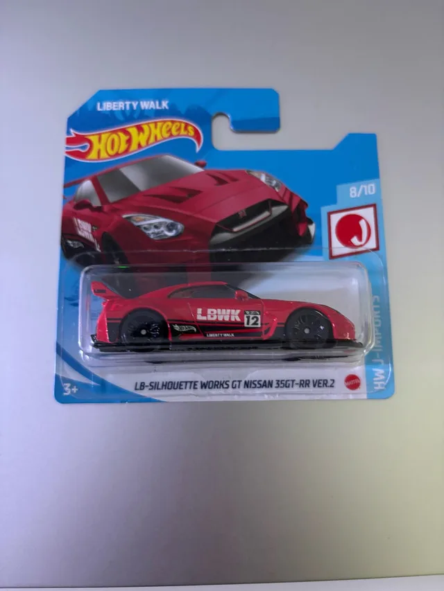 Lb-Silhouette Works GT Nissan 35GT-RR Ver.2 thumbnail