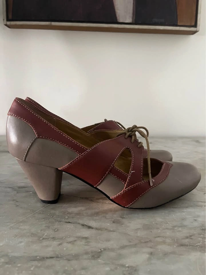 Seychelles Two Tone Leather Women’s Heels (9 1/2) - photo 2