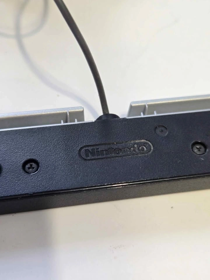 Nintendo Wii/WiiU Sensor Bar - photo 3