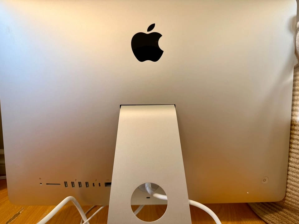2019 Apple iMac 21.5" 4K Retina• Great Condition • $450 OBO - photo 4