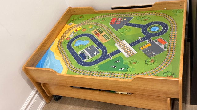 Kids Toy Train Table with Storage (100+ pieces) - photo 2