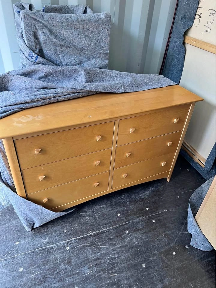 6 Drawer Dresser