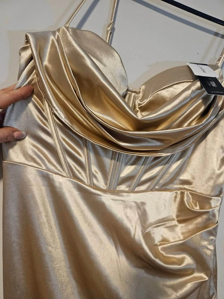 Prom Dresses - photo 4