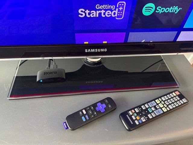 Samsung 40” TV + Roku (Smart TV setup) - photo 2
