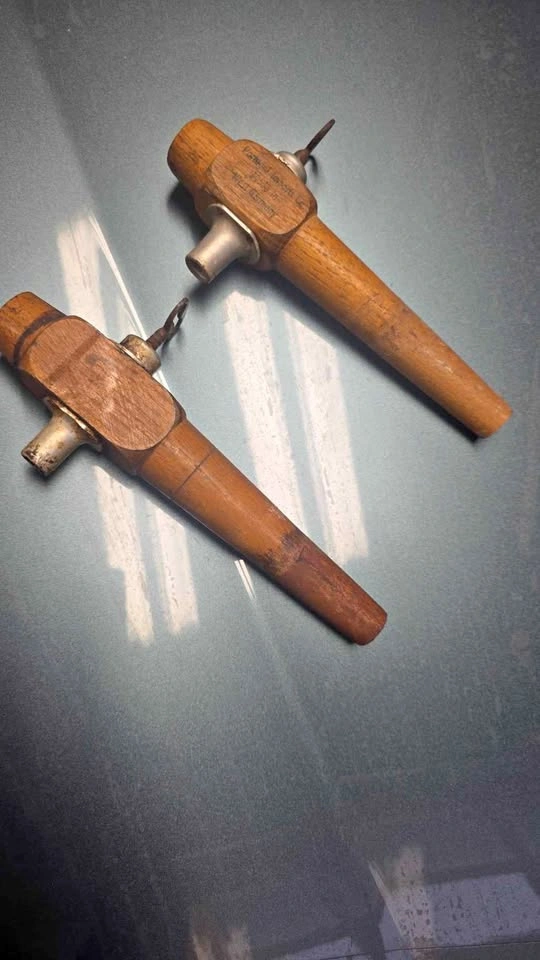 Barrel vintage wood spigots 2x