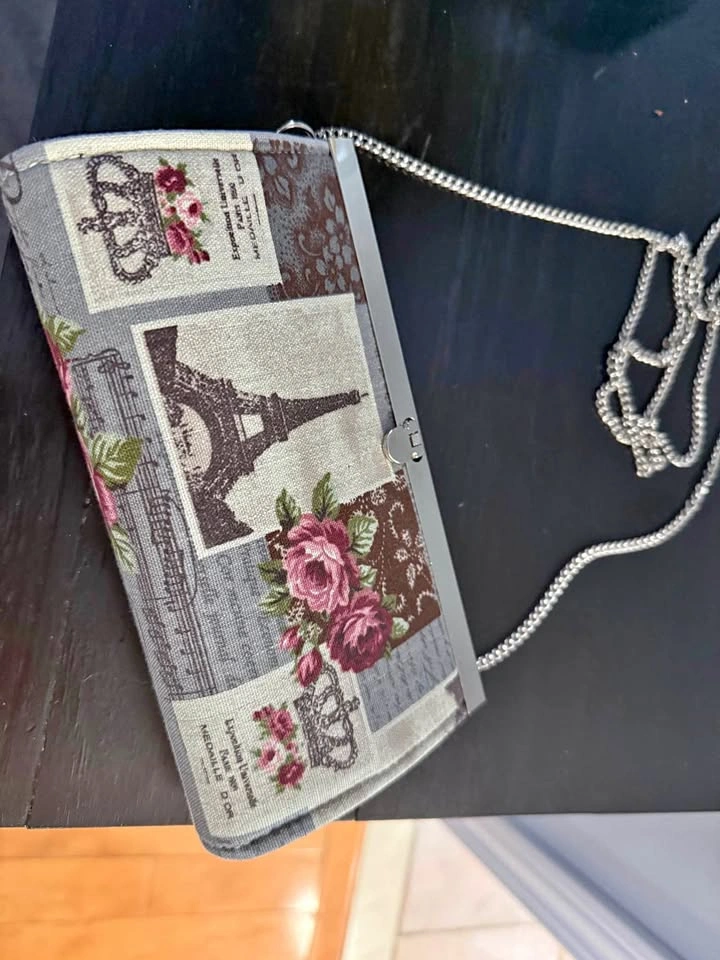 Parisian Theme Clutch Bag w Chain Strap