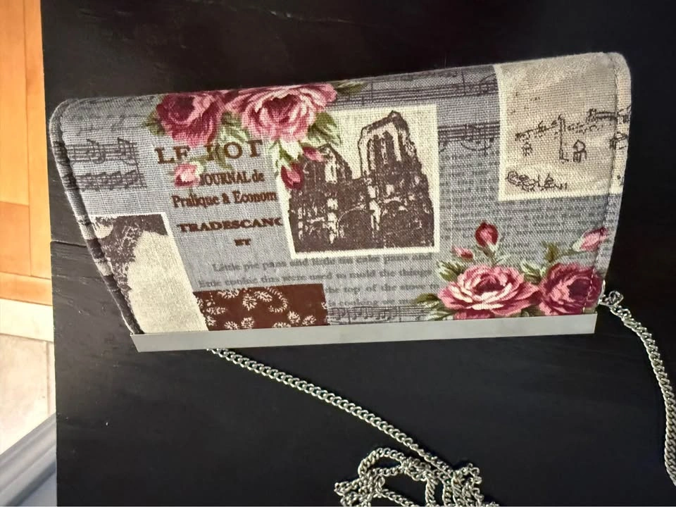 Parisian Theme Clutch Bag w Chain Strap - photo 3
