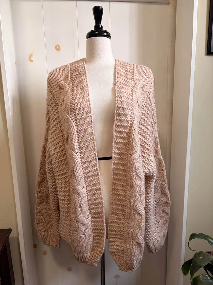 Chunky Cable Knit Wool Blend Cardigan - Blush Pink - US LARGE - photo 3
