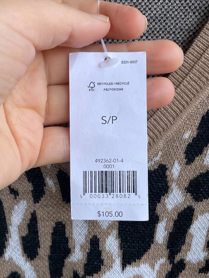 NWT Banana Republic Leopard Print Merino Wool Sweater V-Neck, Si - photo 5
