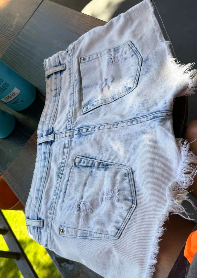 Denim shorts size 38 - photo 2