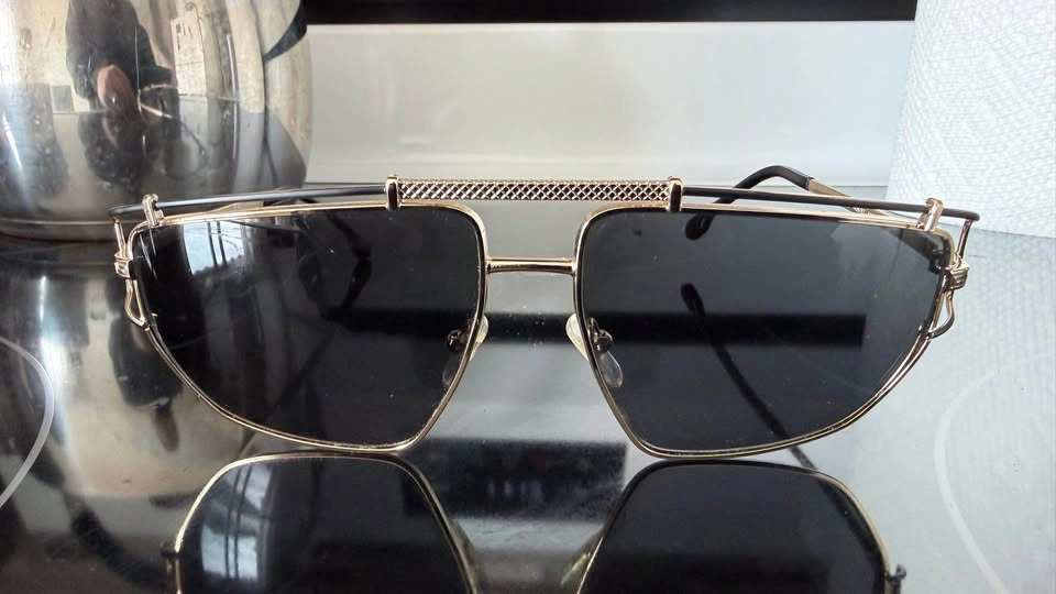 Versace Men Sunglasses - photo 2