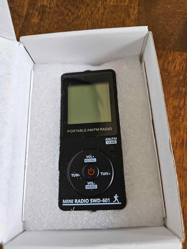 [FLASH SALE] Premium Digital AM/FM Pocket Radio – Complete Kit ( - photo 4