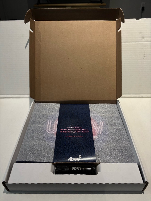 U2 UV SPHERE VIP LIMITED EDITION
