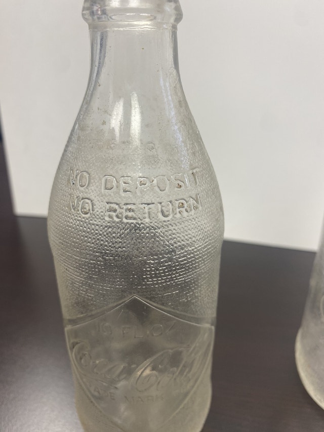 Vintage Coca Cola Bottles - photo 4