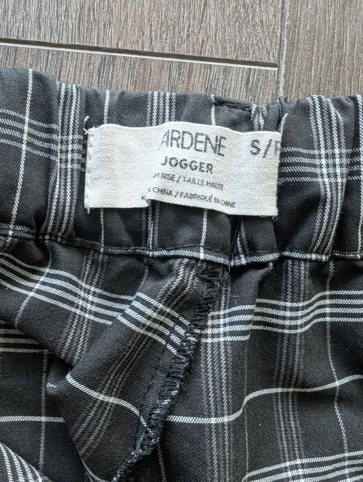 Women’s Ardene Plaid Cargo Joggers - Size Small - photo 2