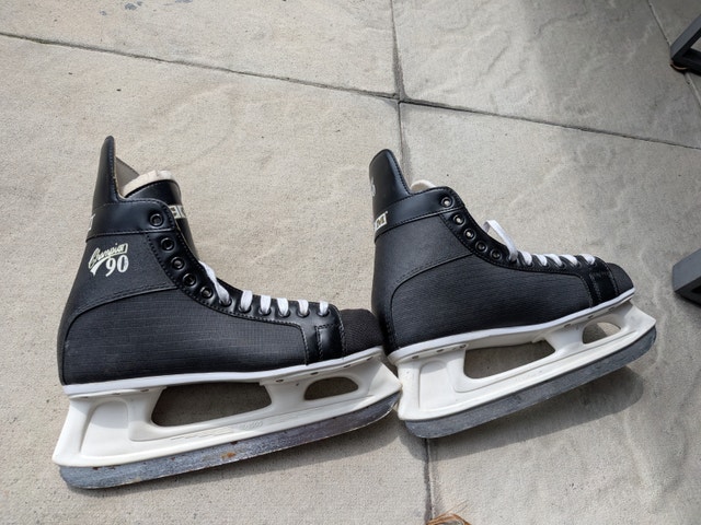 CCM Hockey Skates (Size 11)