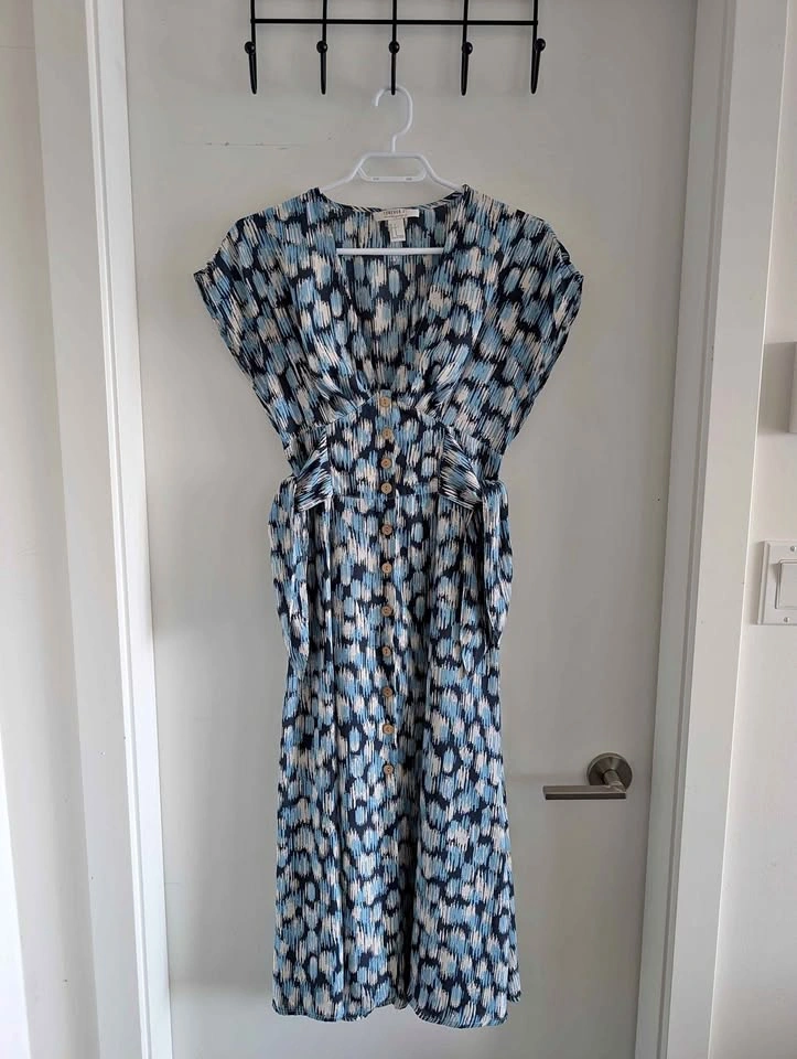 Like New Forever 21 Blue Navy Ikat Midi Dress - Size S