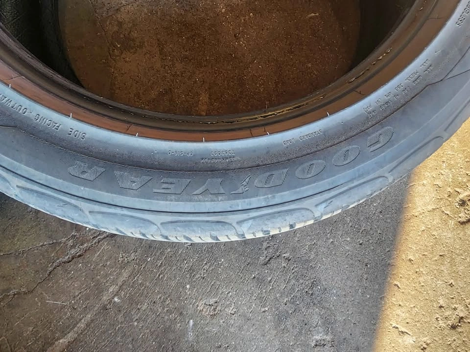 Goodyear 235/60R18 All Season Tires - photo 2