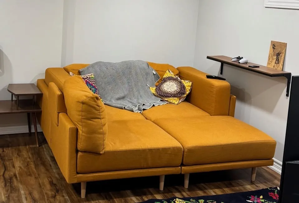 Modular fabric couch - photo 2
