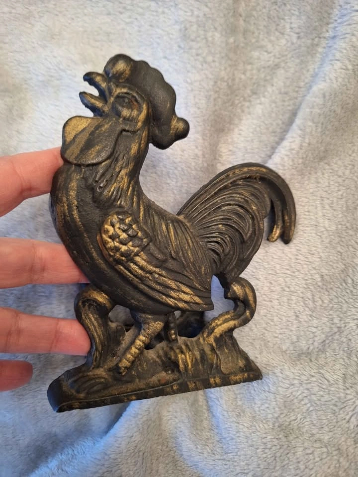 Black Wrought Iron Rooster Napkin Holder Farmhouse Decor - photo 3