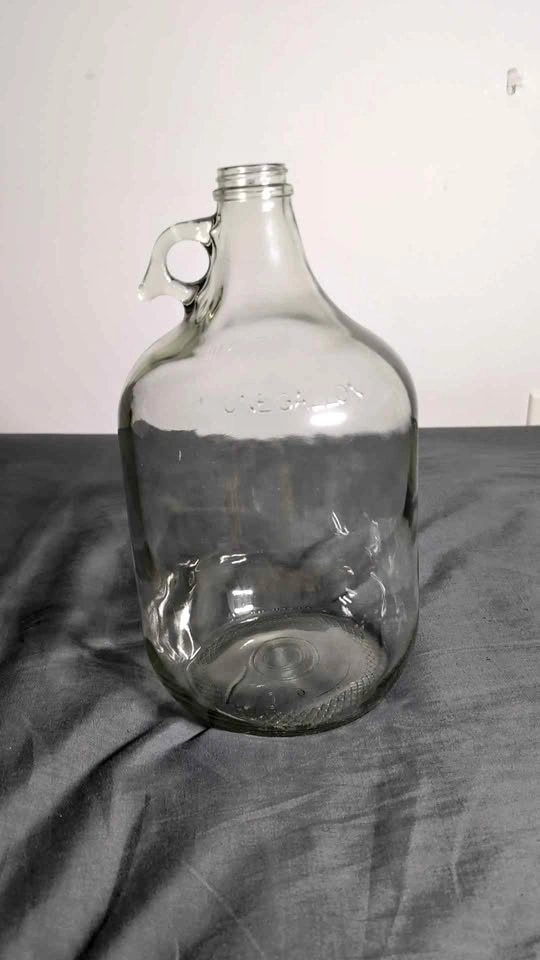 One Gallon Glass Jug with Handle