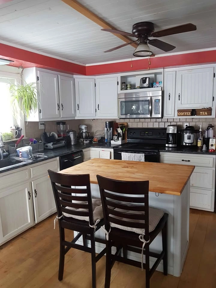 Kitchen Island / Workbench – Solid Wood Butcher‑Block Top + Stor - photo 2