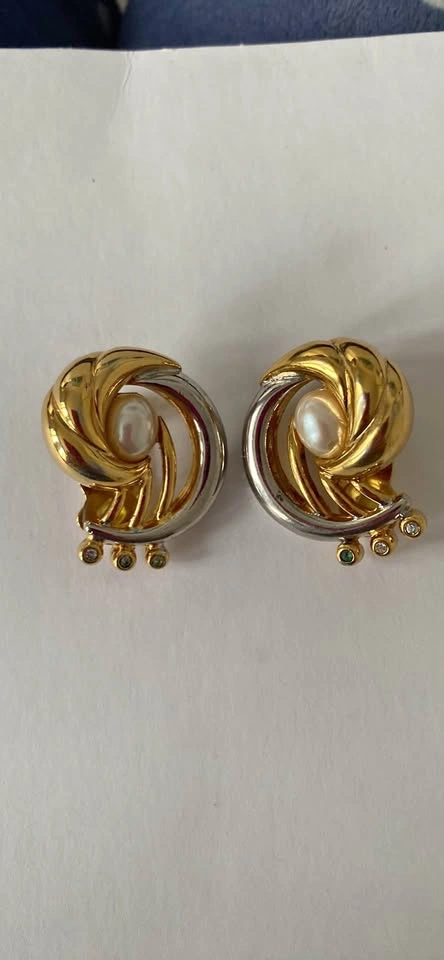 Vintage Gold-Tone Swirl Brooch by André Courrèges