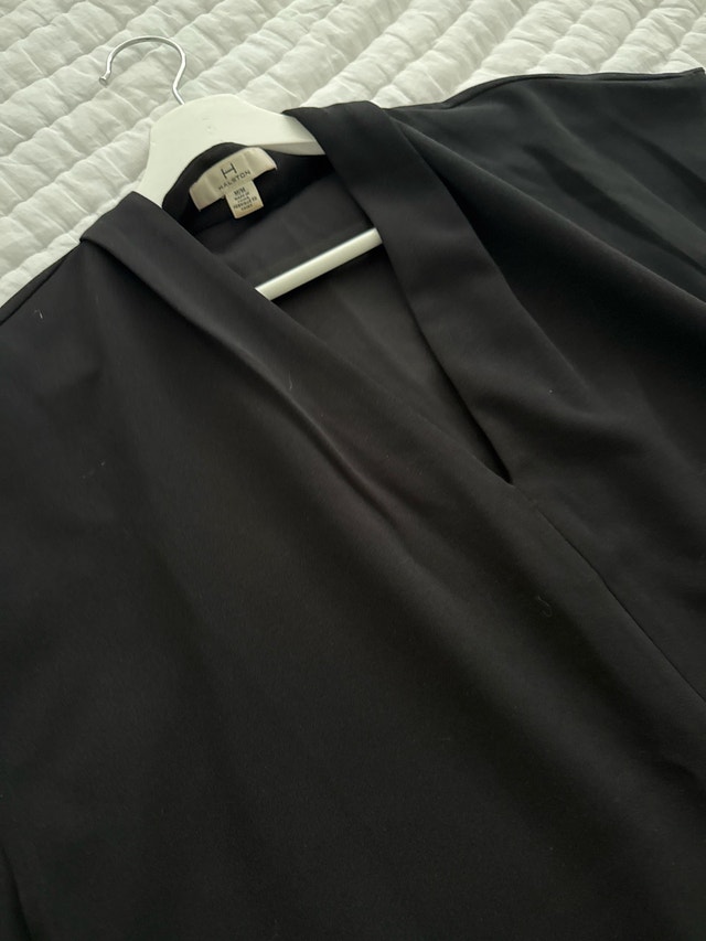 Halston Black Blouse - photo 5