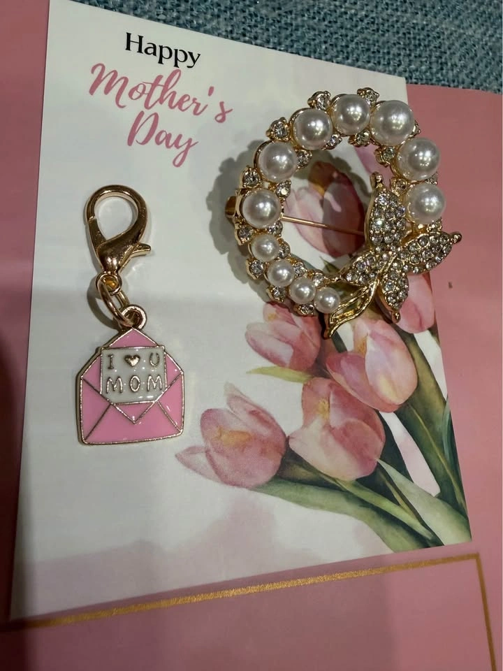 Love You Mom – Pocket-Sized Reminder 💗 - photo 3